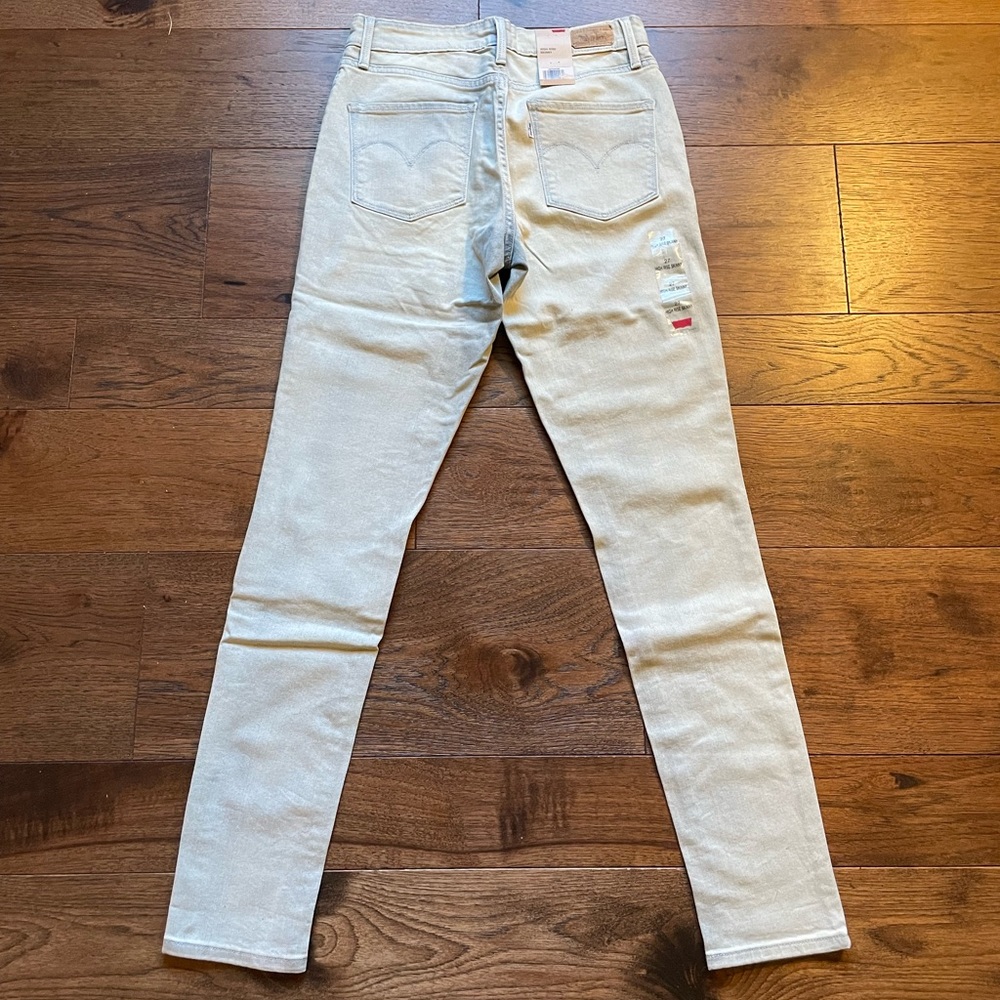 Levi’s Jeans